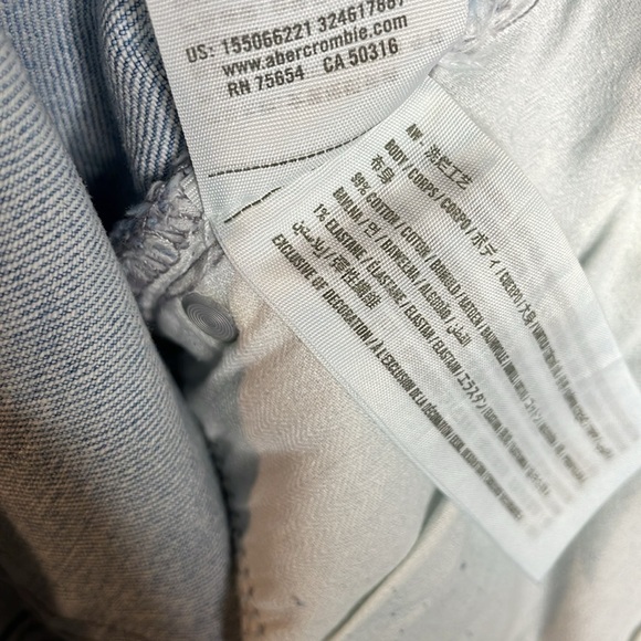Abercrombie & Fitch | The 90’s Straight Ultra High Rise Size 20L NWT - Picture 8 of 8